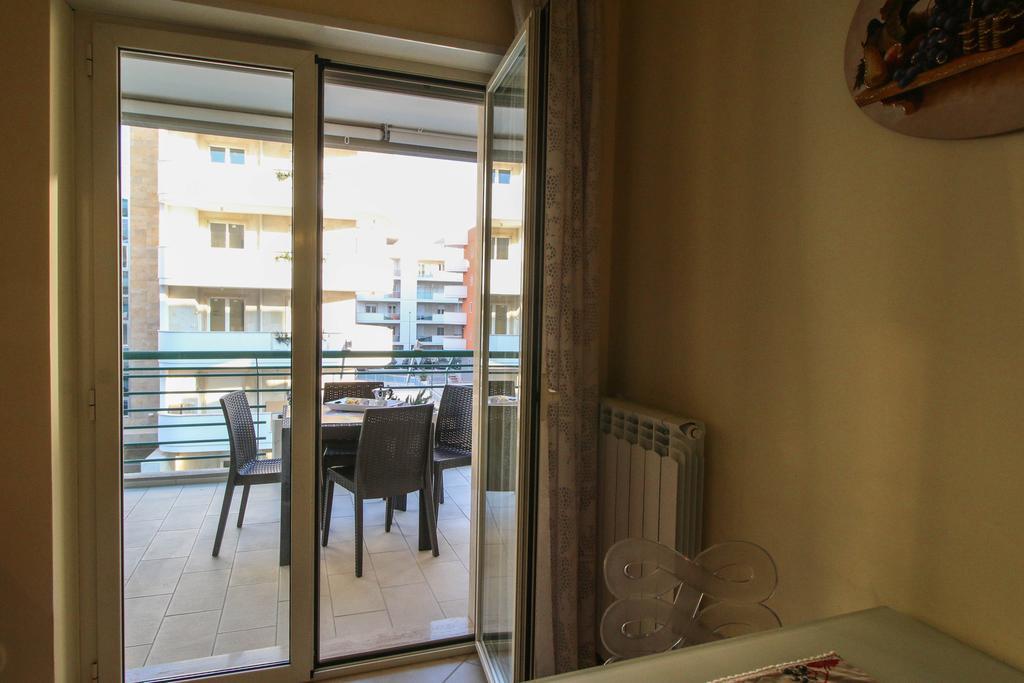 Casa Fronte Mare Lägenhet Monopoli Exteriör bild