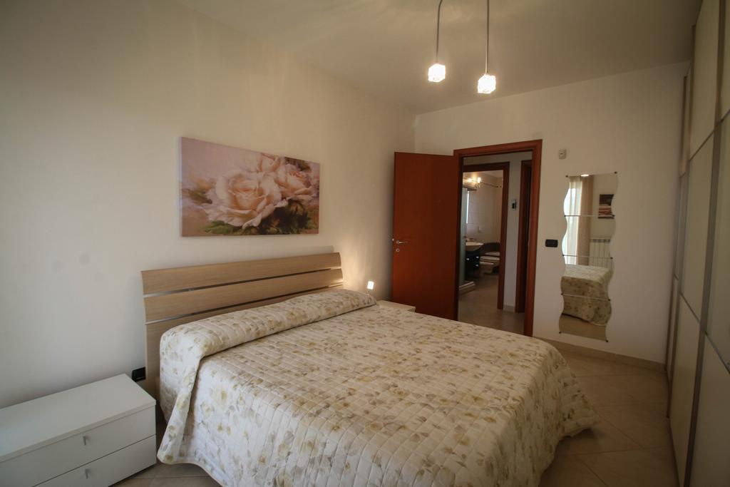 Casa Fronte Mare Lägenhet Monopoli Exteriör bild