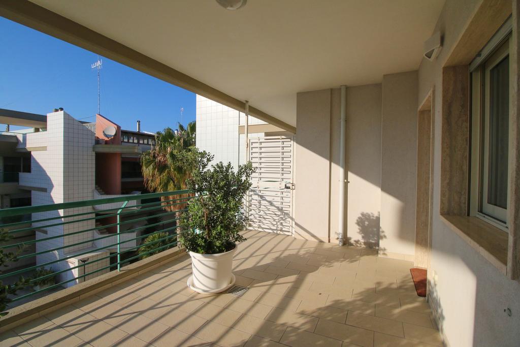 Casa Fronte Mare Lägenhet Monopoli Exteriör bild
