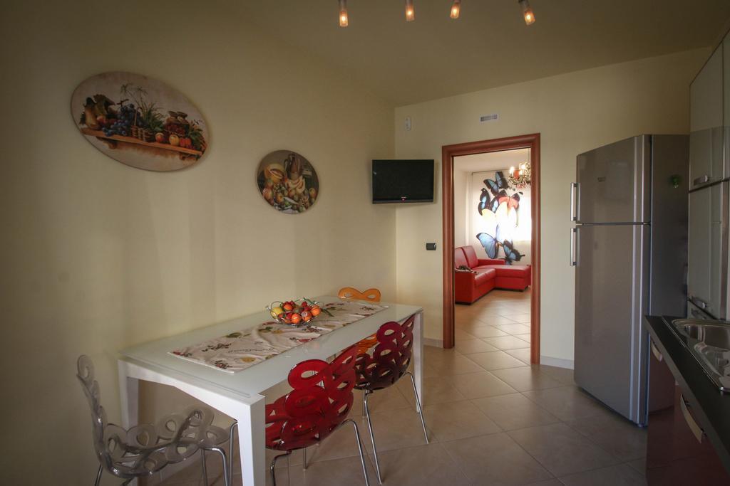Casa Fronte Mare Lägenhet Monopoli Exteriör bild